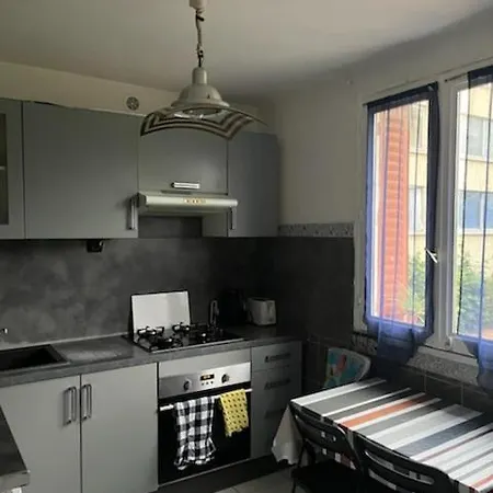 Viviani En Colocation Apartman